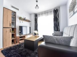 Zdjęcie hotelu: New Premium Apartment - Free Parking & Pools