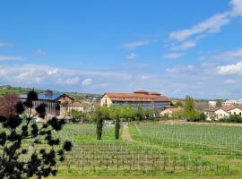 Hotel Photo: Ihr Bett mit Blick auf die Weinberge