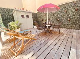 Hotel Photo: Studio avec terrasse en plein centre de Nice