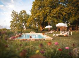 MAISON LOU PIADE Sarlat Your Luxury Farm Hôtel & Confidential place to stay in Sarlat, hotel in Sarlat-la-Canéda