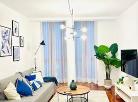 호텔 사진: NEW Elegant Apartment in the Heart of Malaga