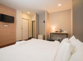 Photo de l’hôtel: โกอินน์ สีลม - สถานีรถไฟฟ้าเซนต์หลุยส์ GO INN Silom - BTS Saint Louis