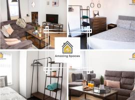 酒店照片: Spacious 3 bed Terrace House with free parking & free Wi-Fi by Amazing Spaces Relocations Ltd