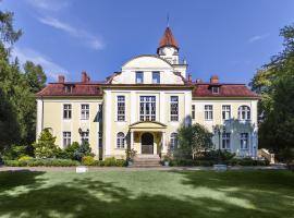 Zdjęcie hotelu: Pałac Nieznanice Zabytek Gościnny ze SPA