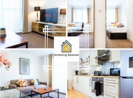 รูปภาพของโรงแรม: Executive 2 Bed Apartment with Free Parking by Amazing Spaces Relocations Ltd