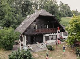 Hotel Foto: Ferienhaus im Weingarten