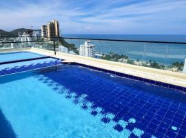 Фотографія готелю: APARTAMENTO A DOS CUADRAS DE LA PLAYA RODADERO EDIFICIO CON PISCINA