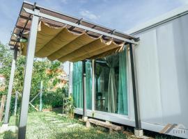 Evernent Lakeside Hideout, hotel in Miri