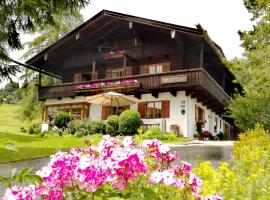 Hotel Photo: HOCHDÜRRNBERG WATZMANN Doppelzimmer mit Bad Balkon Gästeküche - Frühstück optional