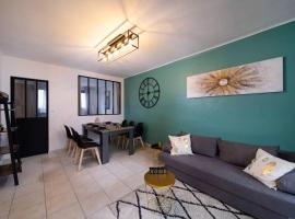 ホテル写真: Appartement 3 chambres avec terrasse et parking