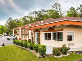 Econo Lodge Fort Jackson