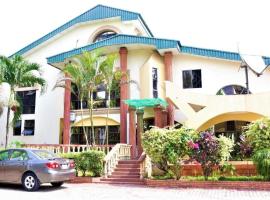 Gambaran Hotel: Tourist Castle Hotel and Suites