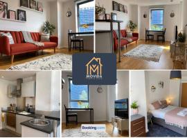 Hotel Photo: Stylish One Bedroom Apartment By Movida Property Group Short Lets & Serviced Accommodation Leeds