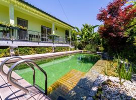 Hotel Photo: Gondomar Guimarães - Moradia V3 com piscina natural by House and People
