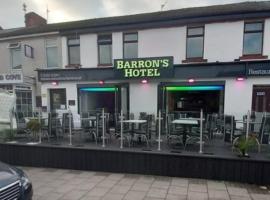 Tamarind Cove & Barrons Hotel, khách sạn ở Blackpool