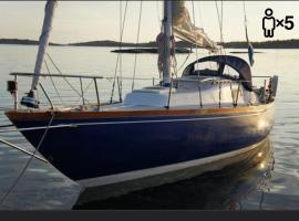 Downtown Sailboat - Vega 1, hotel i Gøteborg