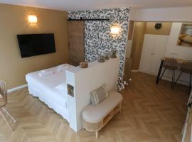 Hotel Photo: Cocon neuf & cosy - A deux pas de Bercy