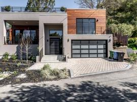 מלון צילום: ULTRA LUXE Lafayette Modern House Brand NEW