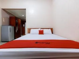 RedDoorz Syariah @ Delta Sari Aloha Waru