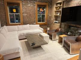 Hotelfotos: Tribecca Modern Brick Wall 3BR 2BA