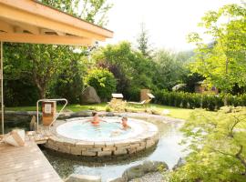 Hotel Weisses Rössl - Cavallino Bianco, hotell i Ortisei
