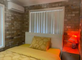 Hotel Photo: Spacious studio unit