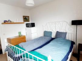 A picture of the hotel: Private studio apartment 13 min to Stockholm city