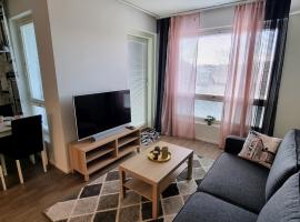 Hotel fotoğraf: Upea huoneisto Rauman keskustassa