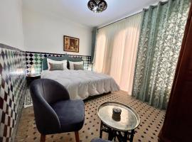 Hotel Photo: Riad de charme - la perle des Oudayas