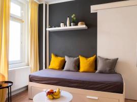 Hotel Photo: 2 Bedroom in great location in Kreuzberg