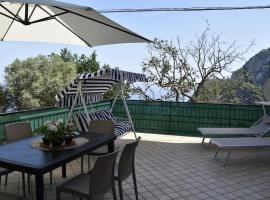 Foto di Hotel: Casa M.Y.A.: terrace, sea view, wi-fi