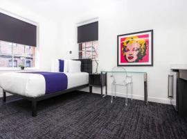 Hotel foto: Modern Studio in Historic Boston - Unit #102