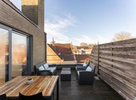 Hotel Photo: Duplex in hartje Brugge met ruim zonneterras 2p