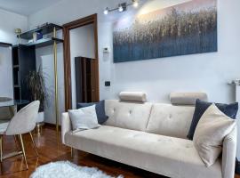 Фотография гостиницы: Luxury White Apartment BGY - Orio al Serio Airport