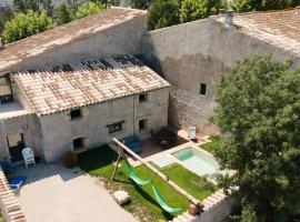 Hotel foto: Can Óscar Rural Casa con piscina y barbacoa ideal para famílias