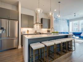 ホテル写真: 3 Premium Midtown Homes - Sleeps 36 - Mins to Broadway