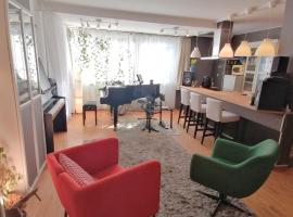 Zdjęcie hotelu: Lovely central flat with grand piano, family friendly