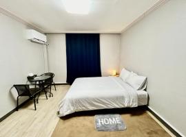 Gambaran Hotel: Royal motel