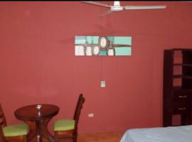 Hotel kuvat: 31 ave home stay
