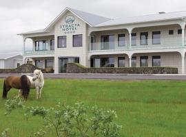 Stracta Hotel, hotel di Hella