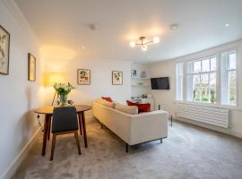 Hotel Photo: Apartment 8 - Bootham House