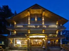 The Whispering Inn Resort and Bar (An Exotic Vintage Beauty )