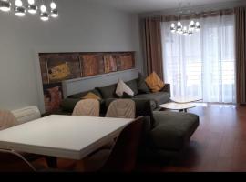 Foto di Hotel: Sunrise Residence Apartment