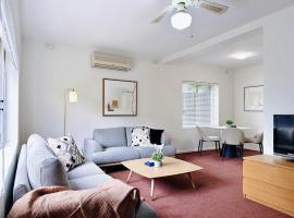 Hotel Photo: In Between City Sea & Airport - 2BR Vacation Home