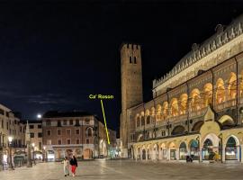 A picture of the hotel: CA ROSON Exclusive Apt in heart of Padua