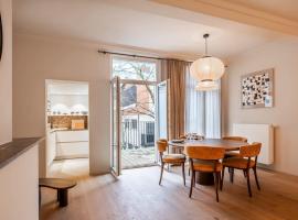 Hotel Foto: Newly renovated apartment with terrace in the heart of Ghent
