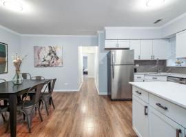 호텔 사진: Beautiful Remodeled Penthouse Unit in Old Town