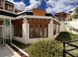 Hotel New Glacier View