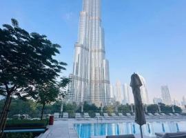 होटल की एक तस्वीर: 2Bed Dubai Address Opera Residence sea view - Downtown near Burj Khalifa- 5 min walk Dubai mall