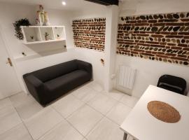 Hotel Photo: T4 Chalets - Hyper-centre - proche Gare